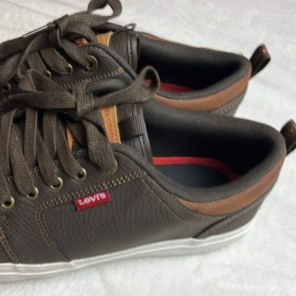 Levi's Alpine Tumbled Stacked Synthetic Leather Casual Lace-up Sneaker Men's 9.5
